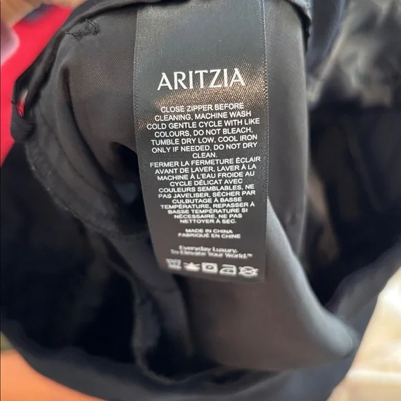 WILFRED The Limitless Pant Cropped in Black - Picture 8 of 9